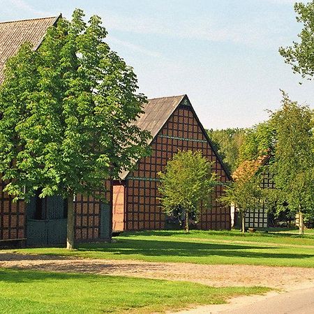 Landhotel Markthof Satemin Вустров Екстер'єр фото
